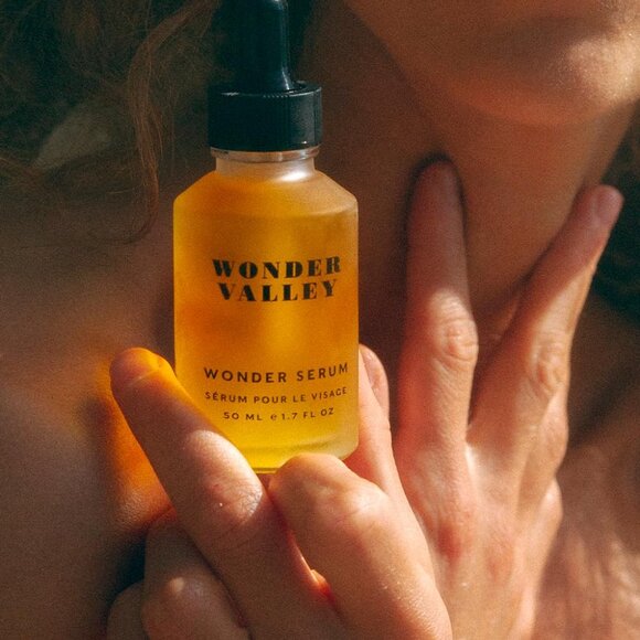 Wonder Valley - Wonder Serum | Vegan, Cruelty-Free, All Skin Types | Hydrates, - Picture 6 of 6